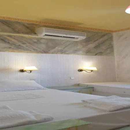 Very Spacious And Well Equipped Near The Sea Daire *