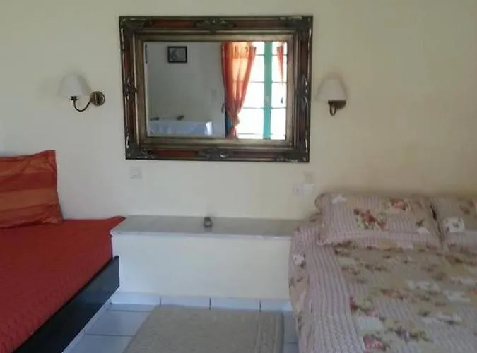 Very Spacious And Well Equipped Near The Sea Apartament *