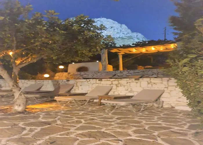 Very Spacious And Well Equipped Near The Sea Hersonissos (Crete)