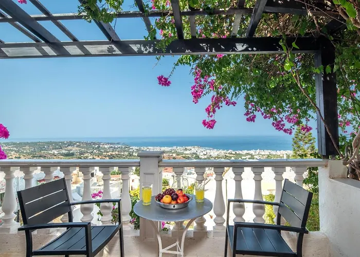 Very Spacious And Well Equipped Near The Sea * Hersónissos